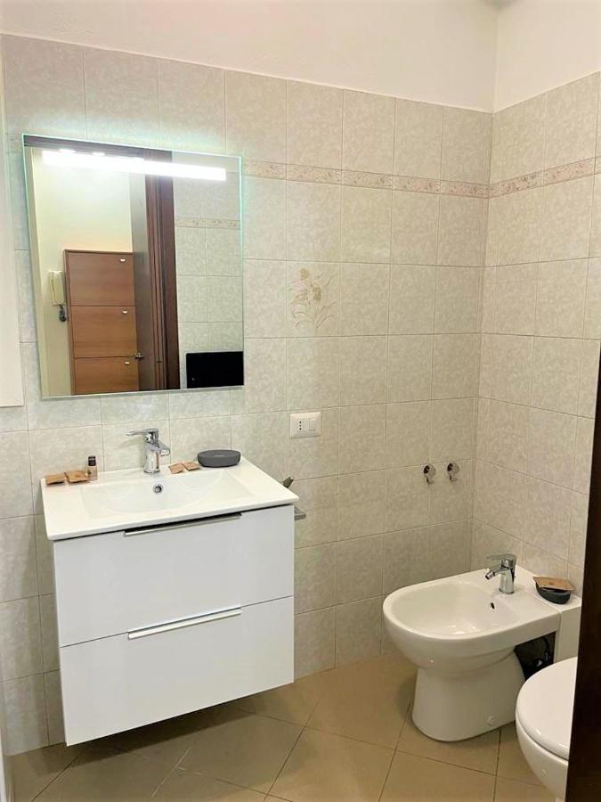 Milan Downtown Apartment Exterior photo